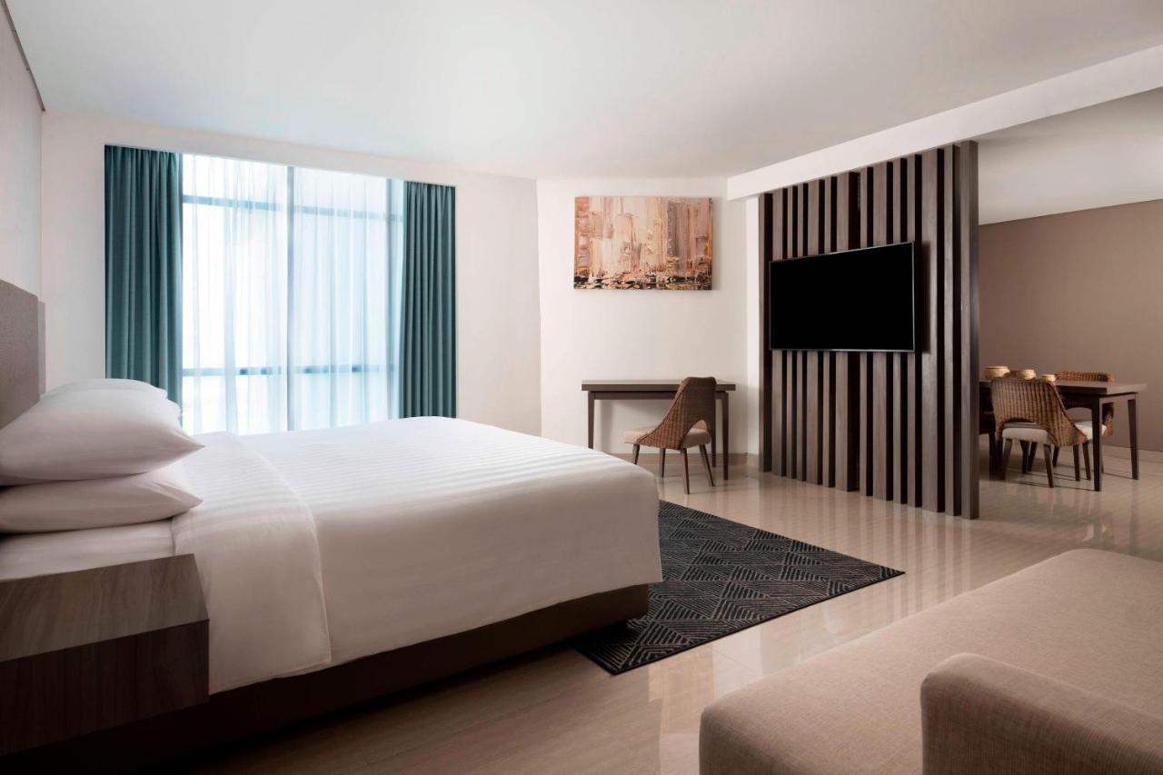 Отель Fairfield By Marriott Belitung Танджунгпандан Экстерьер фото