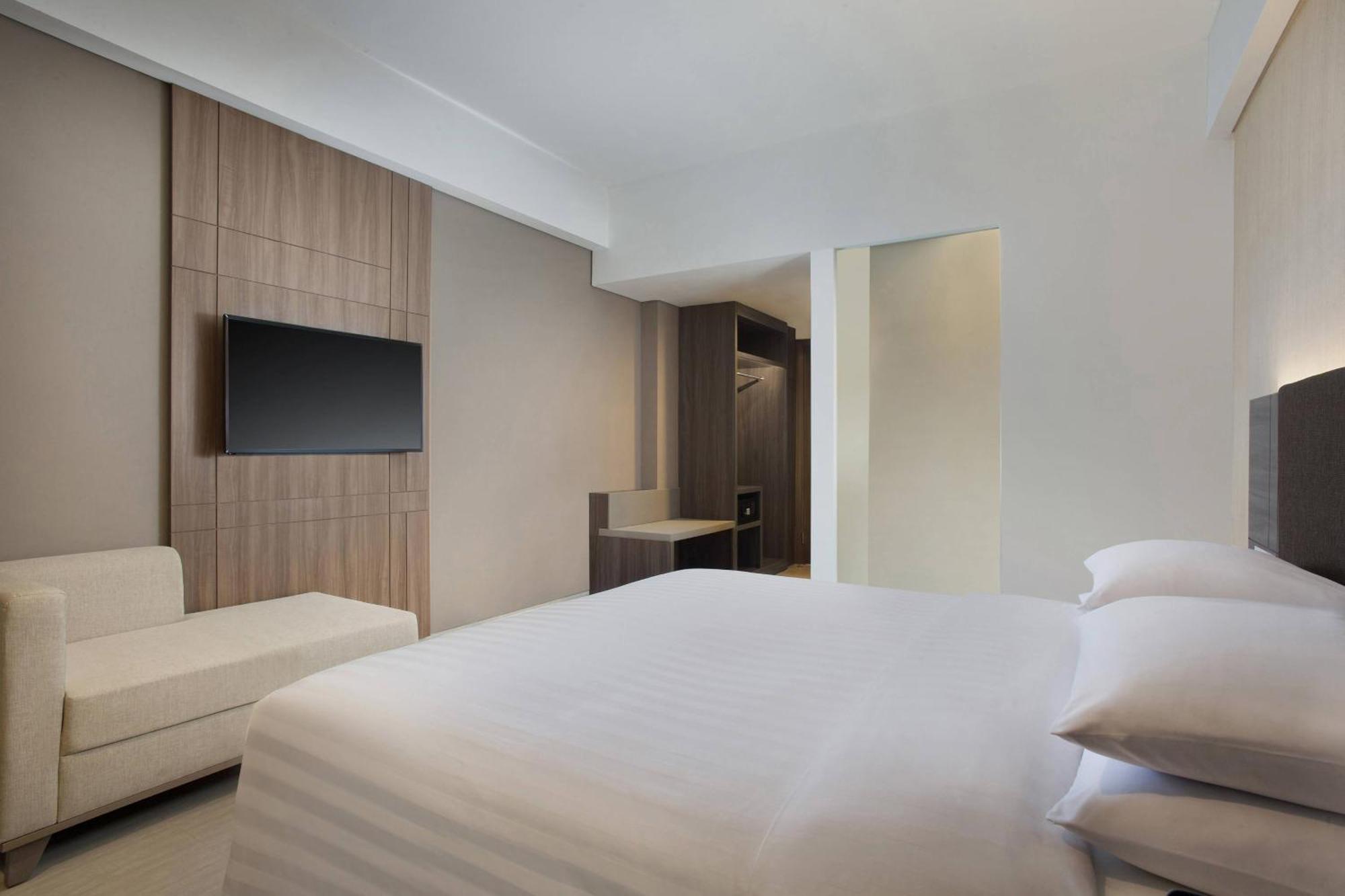 Отель Fairfield By Marriott Belitung Танджунгпандан Экстерьер фото